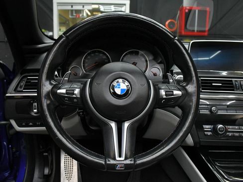 Used 2017 BMW M6 Convertible RWD image 23