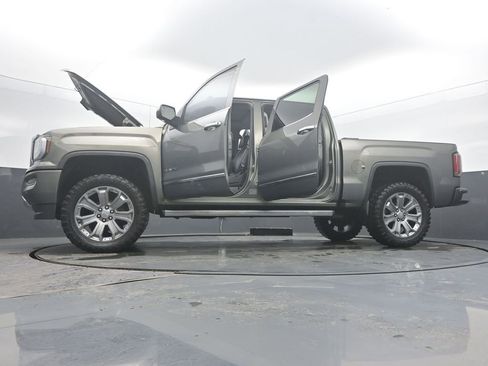 Used 2017 GMC Sierra 1500 Denali w/ Denali Ultimate Package image 59