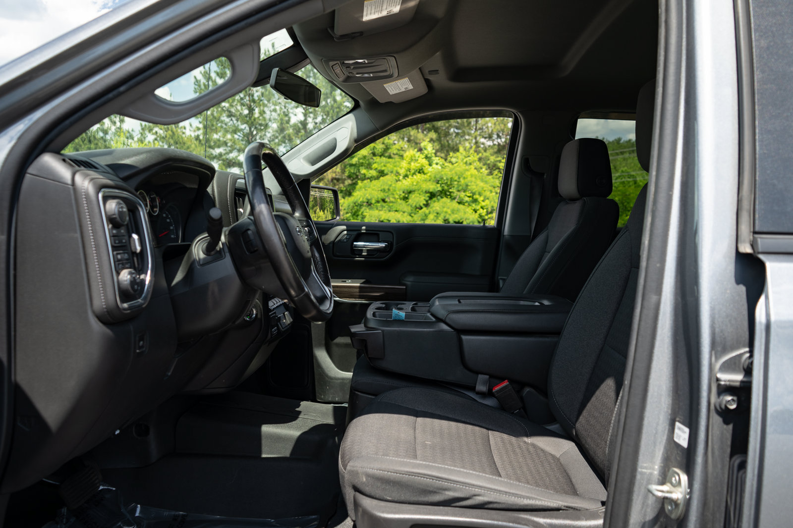 Used 2021 Chevrolet Silverado 1500 RST AWD/4WD image 14