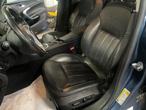 Used 2011 Buick Regal CXL image 13