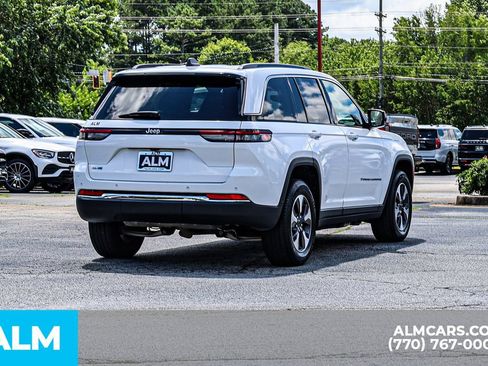 Used 2024 Jeep Grand Cherokee Limited 4xe AWD/4WD image 6