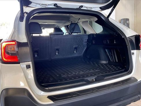 Used 2024 Subaru Outback Onyx Edition image 19