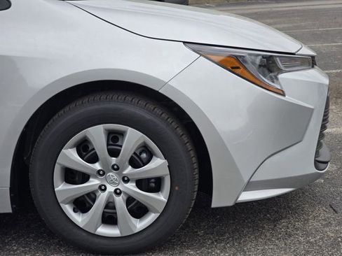 New 2026 Toyota Corolla LE image 5