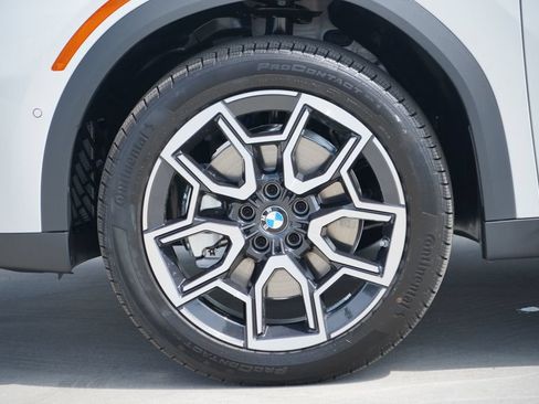 New 2027 BMW X2 xDrive28i AWD/4WD image 5