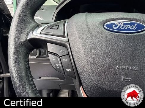 Used 2024 Ford Edge SEL AWD/4WD image 13