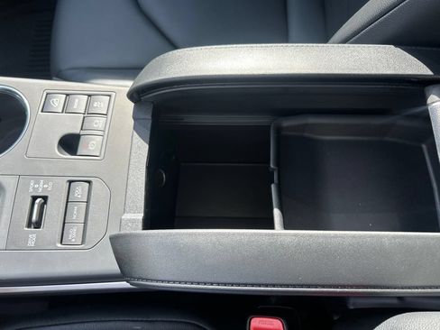New 2026 Toyota Highlander XLE AWD/4WD image 23