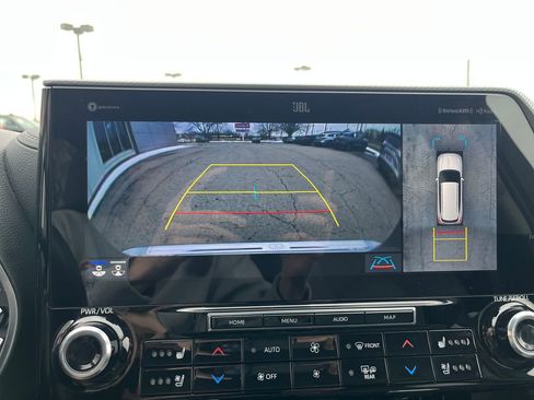 Certified 2022 Toyota Highlander Platinum image 23