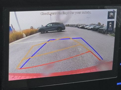 Used 2022 Hyundai Ioniq SE image 4