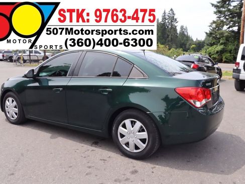 Used 2014 Chevrolet Cruze LS FWD image 21