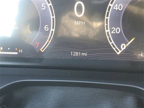 New 2025 Jeep Grand Cherokee L Altitude image 21