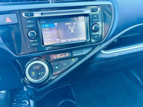 Used 2017 Toyota Prius C Two FWD image 12