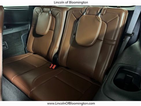 Certified 2025 Lincoln Aviator Reserve AWD/4WD image 16