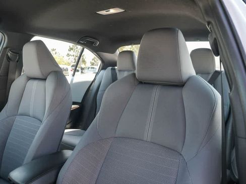 Used 2024 Toyota Corolla SE FWD image 16