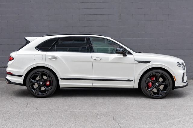 Used 2023 Bentley Bentayga AWD/4WD image 5