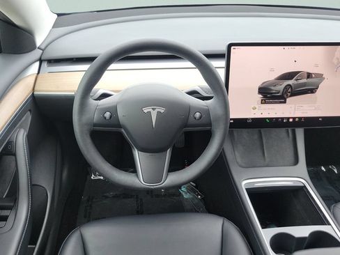 Used 2023 Tesla Model 3 Standard Range RWD image 12