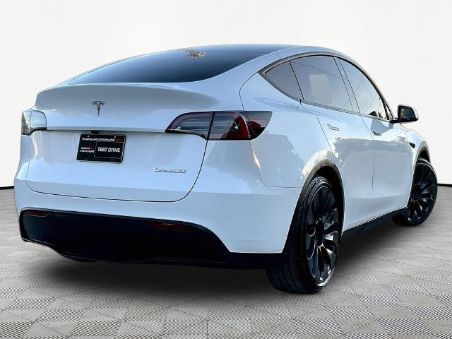 Used 2023 Tesla Model Y Performance AWD/4WD image 5