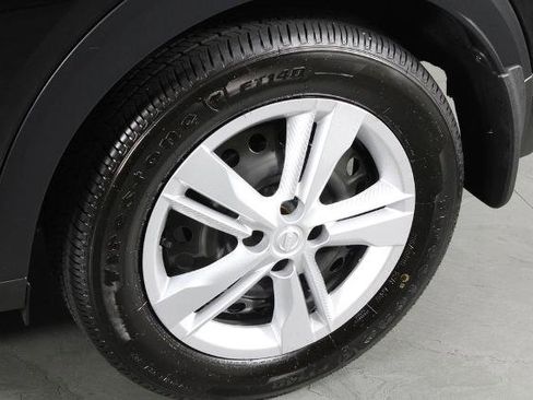 Certified 2025 Nissan Kicks Play S FWD image 13