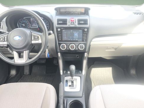 Used 2018 Subaru Forester 2.5i Premium AWD/4WD image 9