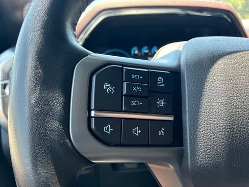 Used 2022 Ford F150 Lariat AWD/4WD image 29