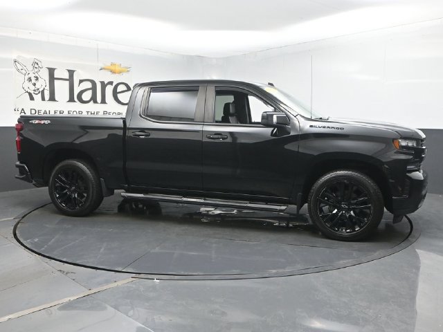 Used 2021 Chevrolet Silverado 1500 RST w/ Convenience Package II AWD/4WD image 1
