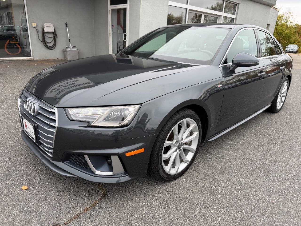 Used 2019 Audi A4 2.0T Premium w/ Convenience Package AWD/4WD image 3