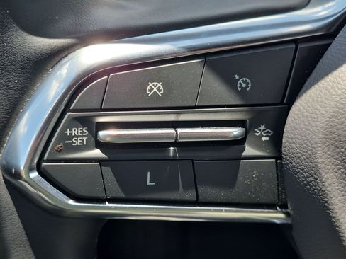 Used 2025 Chevrolet Equinox LT w/ Safety and Technology Package AWD/4WD image 20