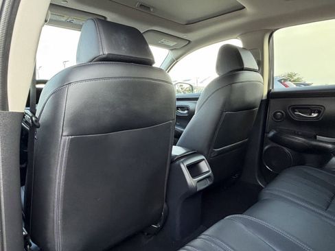 Used 2026 Honda HR-V EX-L image 15