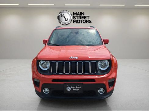 Used 2019 Jeep Renegade Latitude w/ Cold Weather Group AWD/4WD image 8