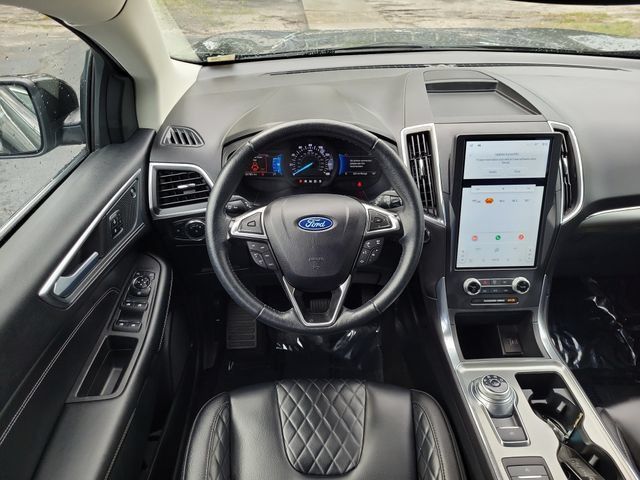 Used 2024 Ford Edge Titanium AWD/4WD image 11