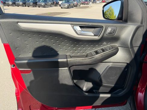 Used 2020 Ford Escape SEL AWD/4WD image 13