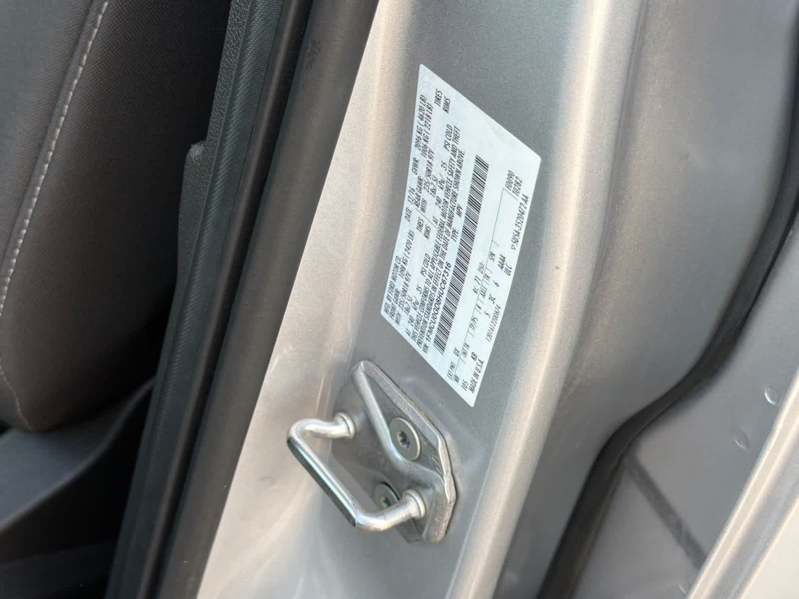 Used 2017 Ford Escape SE w/ Equipment Group 201A FWD image 30