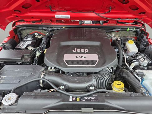 Used 2018 Jeep Wrangler Sport image 35
