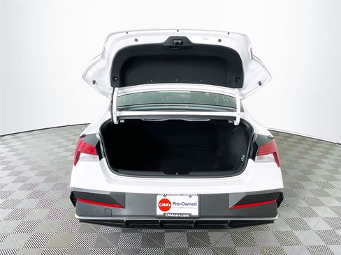 Certified 2026 Hyundai Elantra Sport FWD image 28