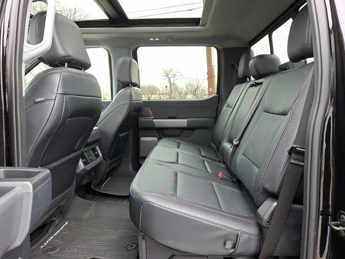 Used 2024 Ford F250 Lariat w/ Lariat Ultimate Package image 19