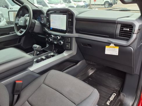 Used 2025 Ford F150 XLT w/ Equipment Group 302A MID RWD image 29