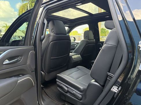 Used 2023 Cadillac Escalade Sport AWD/4WD image 23