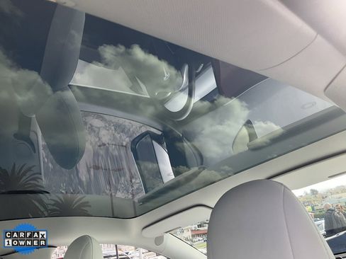 Used 2021 Tesla Model Y Long Range image 57