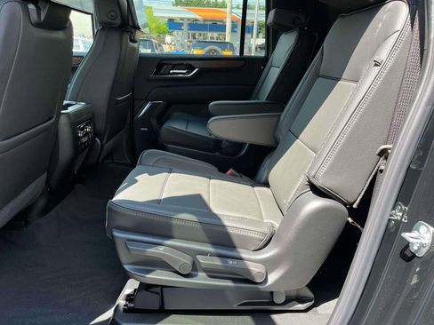 New 2026 GMC Yukon XL Denali AWD/4WD image 16