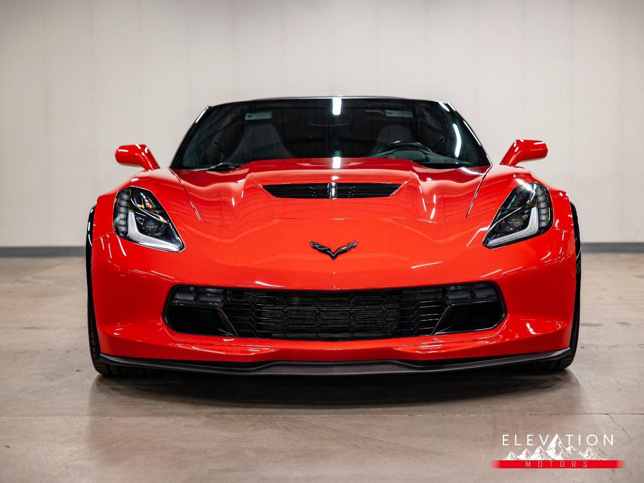 Used 2015 Chevrolet Corvette Z06 w/ 3LZ Preferred Equipment Group RWD image 8