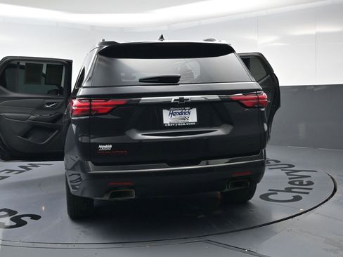 Certified 2023 Chevrolet Traverse Premier w/ Redline Edition image 27