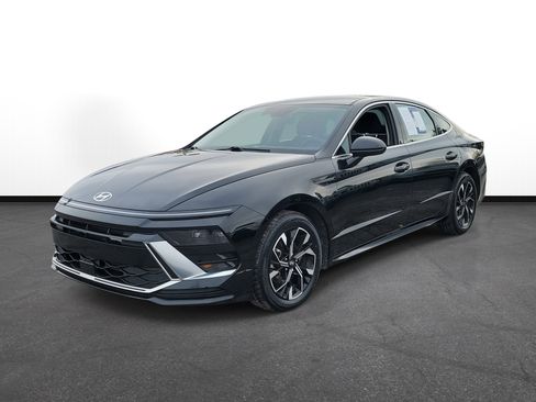 Certified 2024 Hyundai Sonata SEL image 2