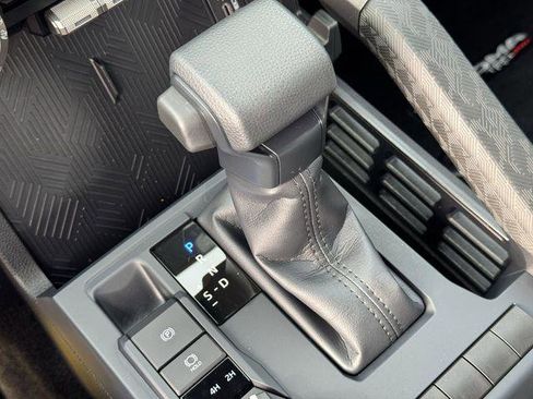 Certified 2025 Toyota Tacoma SR5 image 20