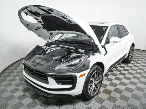 Used 2026 Porsche Macan Turbo AWD/4WD image 35