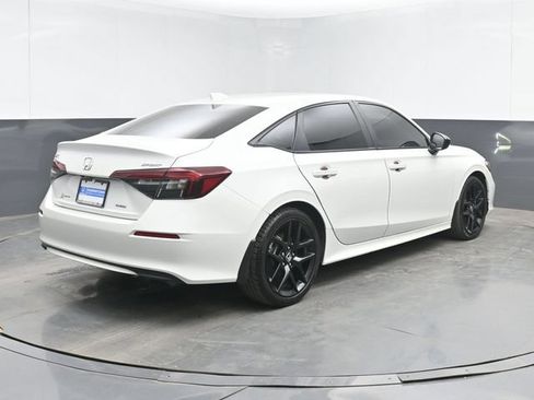 Used 2025 Honda Civic Sport image 10