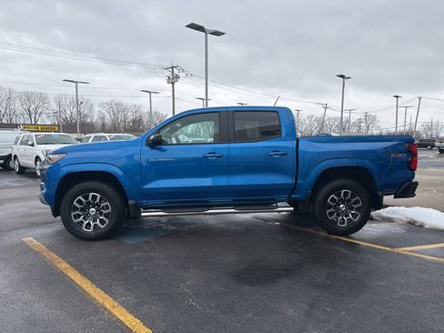 Used 2023 Chevrolet Colorado Z71 w/ Z71 Convenience Package 2 image 4