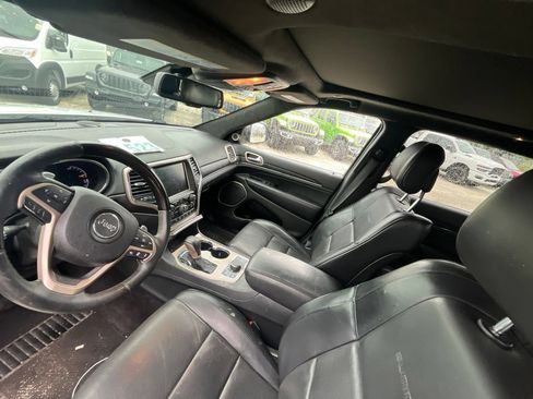 Used 2016 Jeep Grand Cherokee Summit AWD/4WD image 11