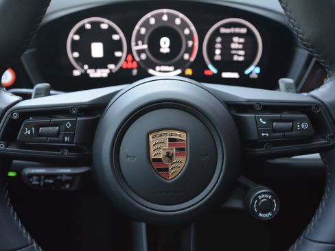 Certified 2026 Porsche Cayenne Coupe AWD/4WD image 17