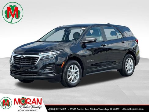 Certified 2024 Chevrolet Equinox LS w/ Driver Confidence II Package FWD image 1