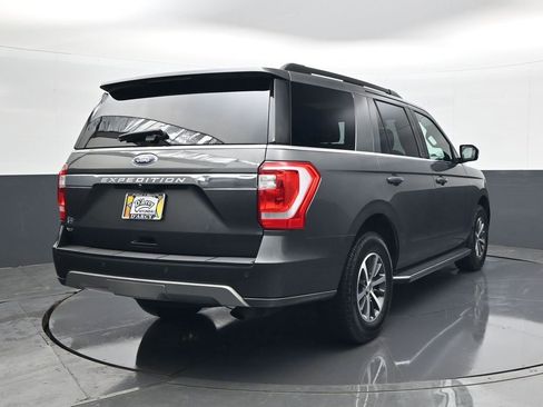 Used 2020 Ford Expedition XLT w/ Equipment Group 202A AWD/4WD image 5