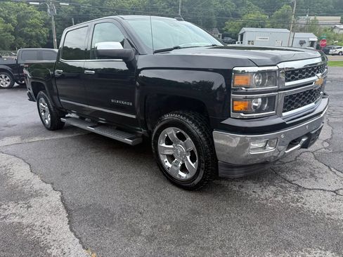 Used 2015 Chevrolet Silverado 1500 LTZ w/ LTZ Plus Package AWD/4WD image 10